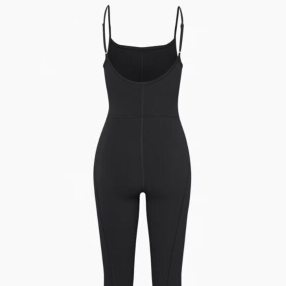 Brand New! Aritzia Freestyle Jumpsuit (Black, Small) - Picture 2 of 6